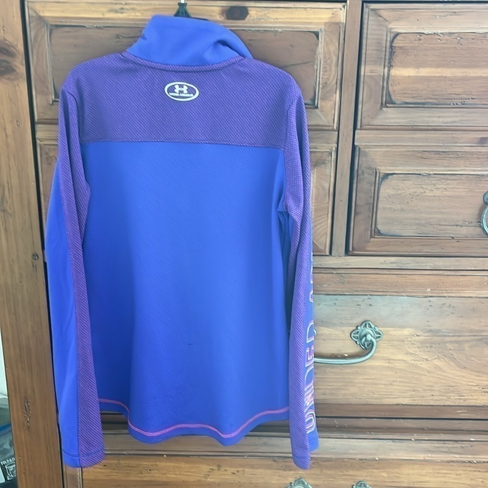 Under Armour Girl’s Purple Quarter Zip Top Size Medium (8) EUC - Picture 4 of 5